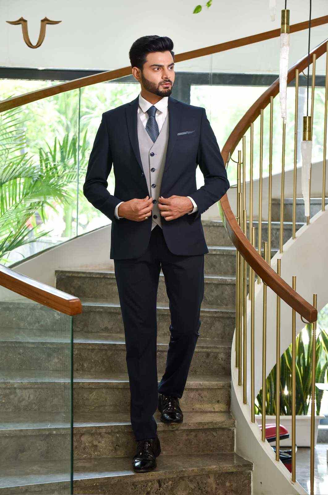 Navy Pc Formal Suit With Reversible Waistcoat