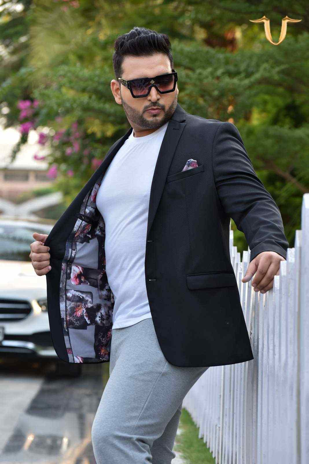 Black Stretchable Knitted Blazer house-of-united