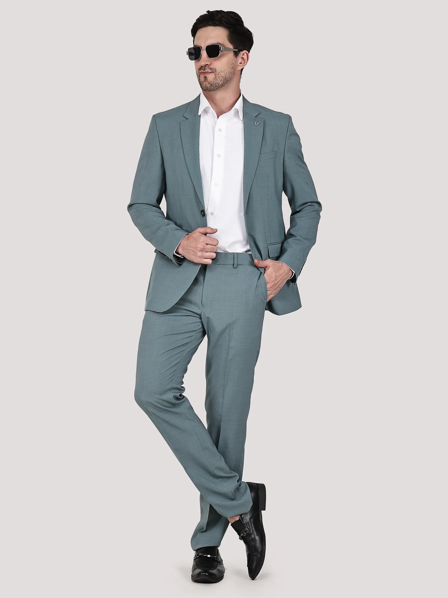 Wrinkle Free 2 Pc Suit