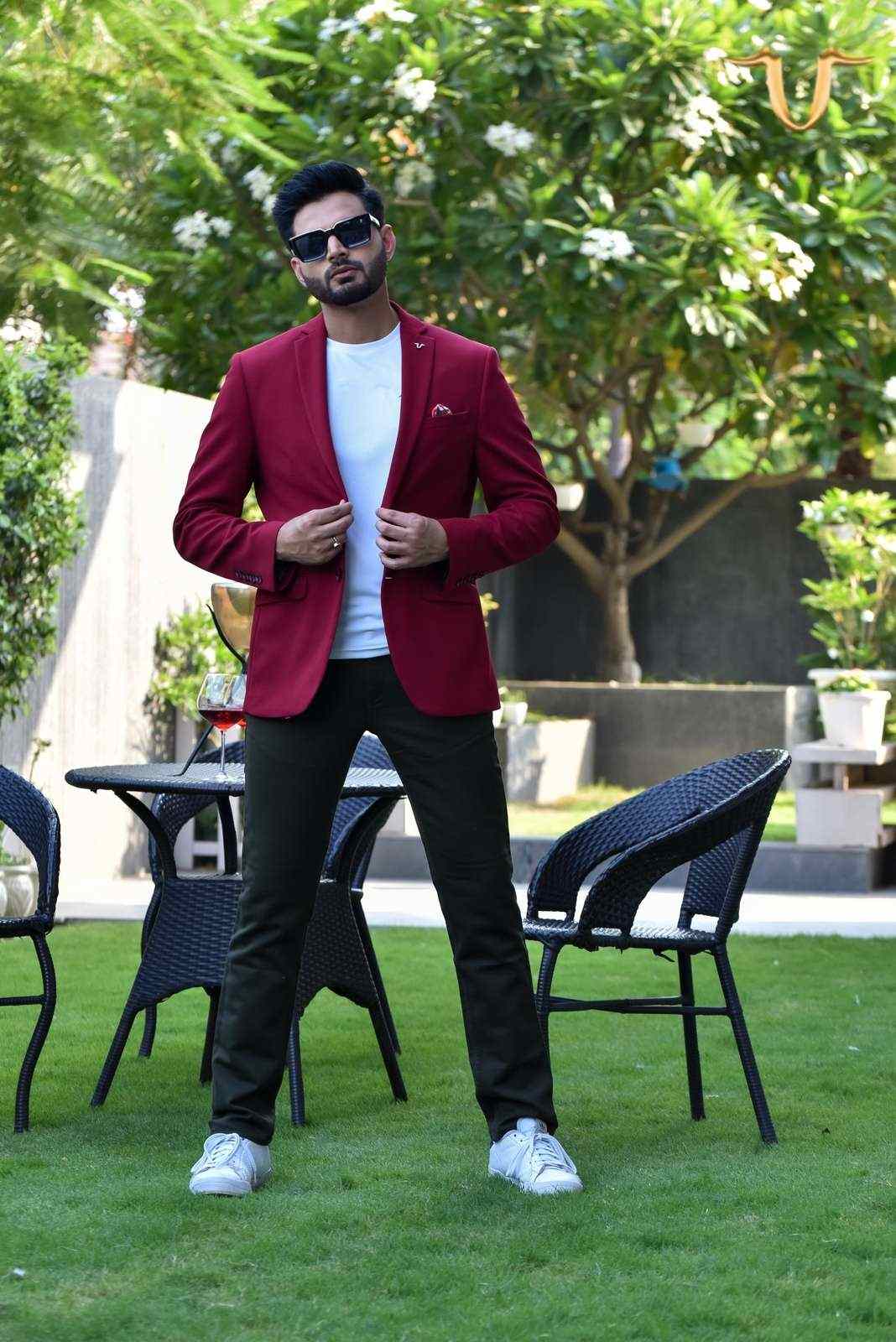 Maroon Stretch Knitted Blazer house-of-united